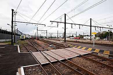 《自杀小队：战胜正义联盟》临近发售 PC版加入了D加密